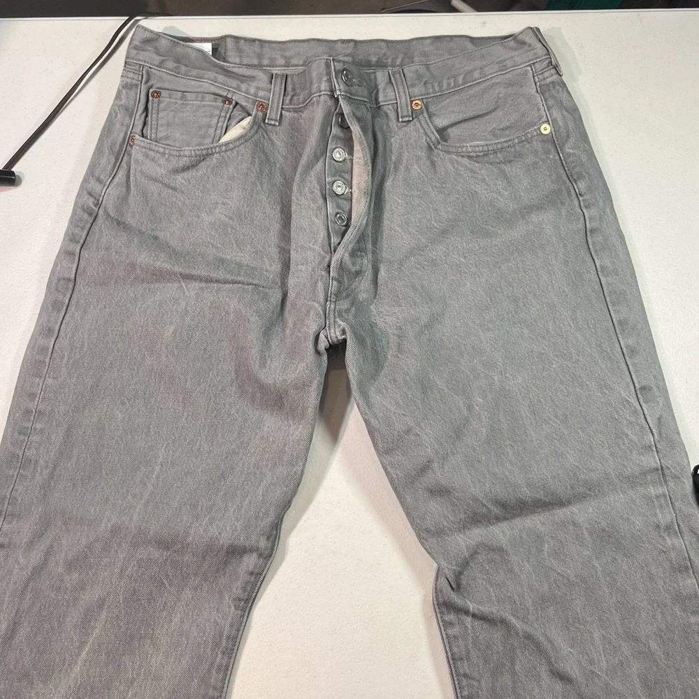 Levi's 501 Jeans Men's Dark Gray Denim Pockets Classic Straight Button Fly 40X30